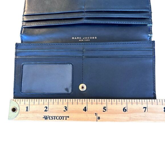 Marc by Marc Jacobs Classic Open Face Black Leather Wallet - Picture 9 of 10